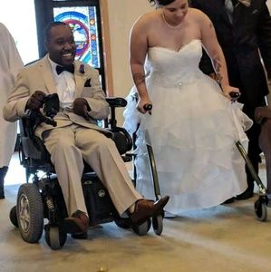 Meet your Posher, Victor